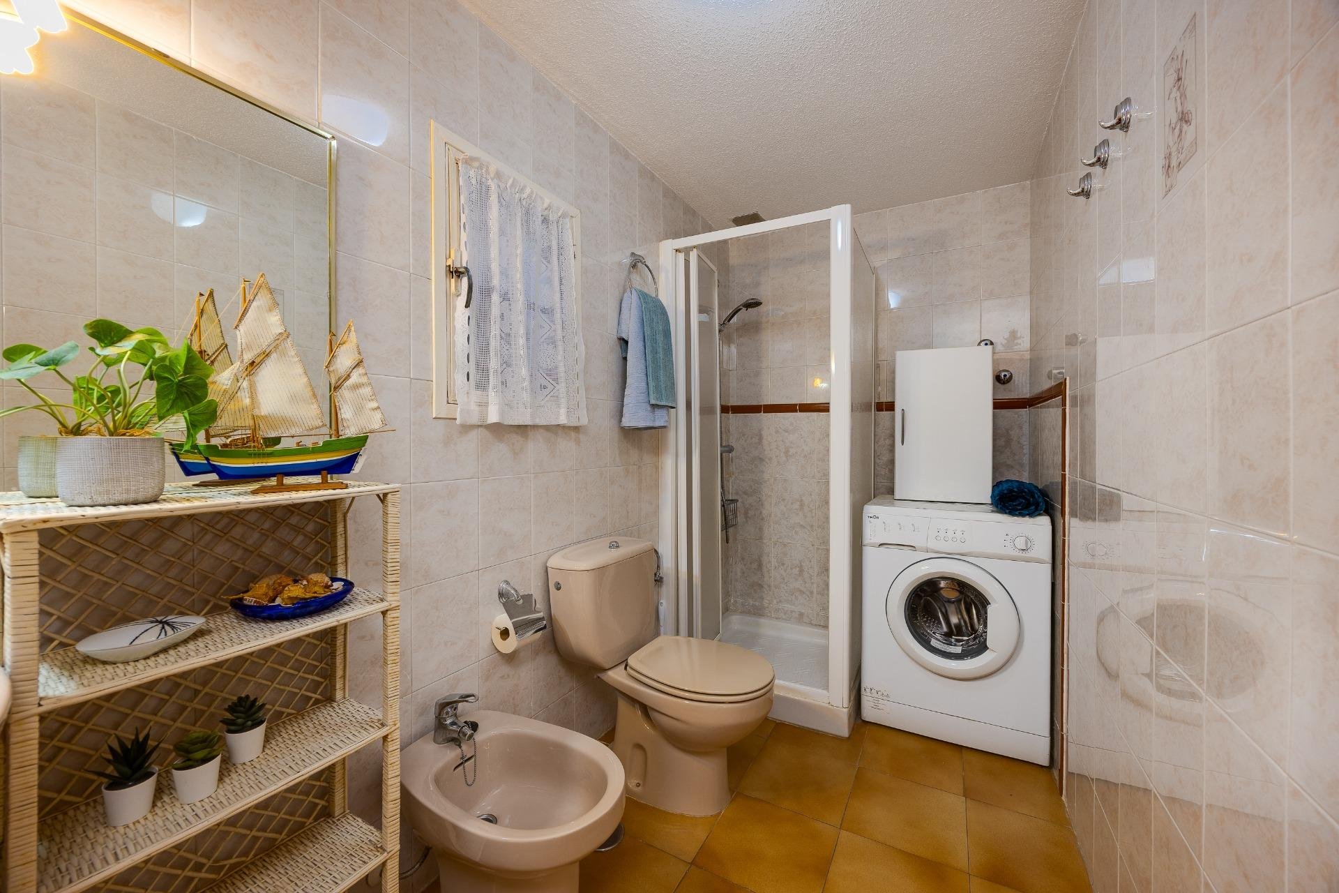 Resale - Bungalow -
Torrevieja - Los Balcones
