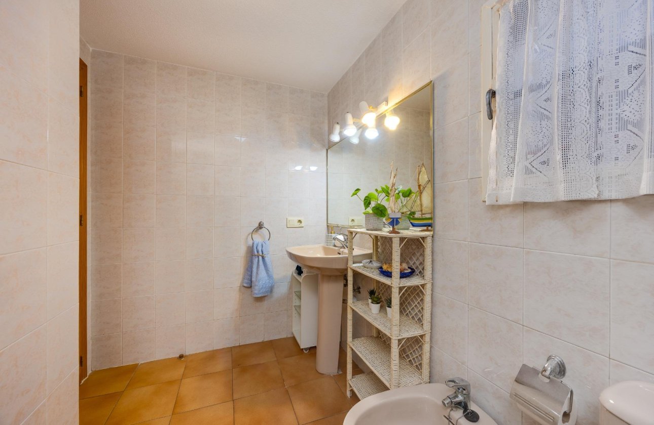 Resale - Bungalow -
Torrevieja - Los Balcones