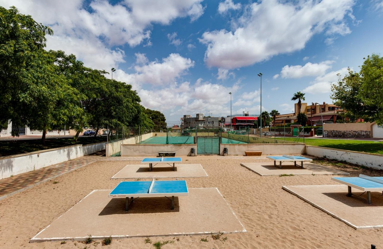 Resale - Bungalow -
Torrevieja - Los Balcones