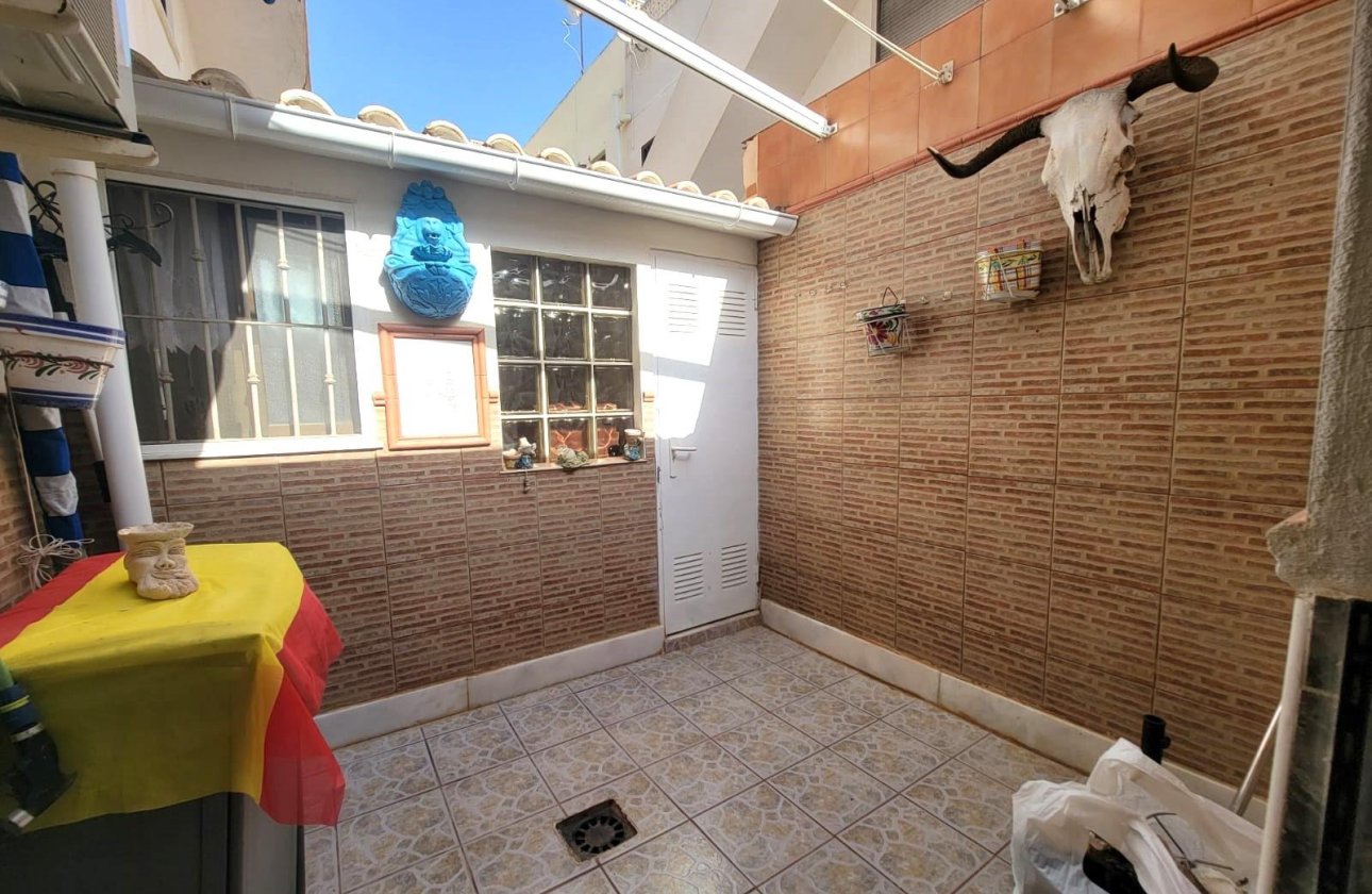 Resale - Bungalow -
Torrevieja - Los Frutales
