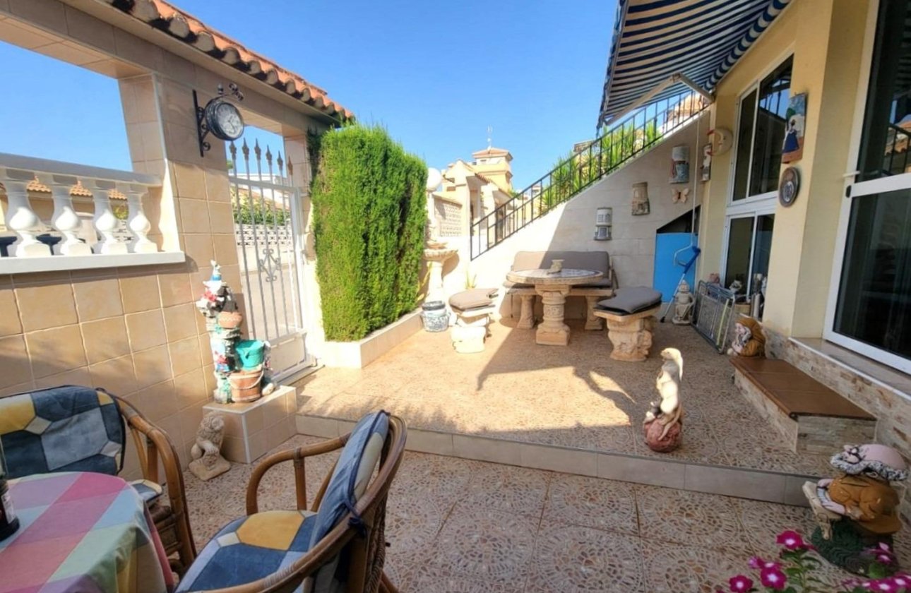 Resale - Bungalow -
Torrevieja - Los Frutales