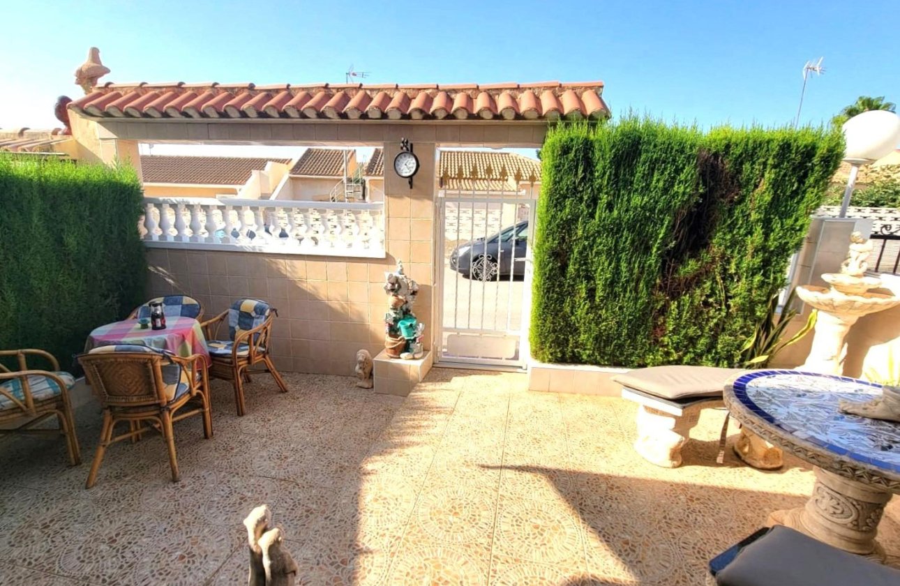 Resale - Bungalow -
Torrevieja - Los Frutales