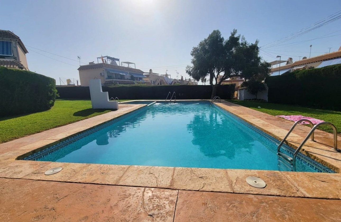 Resale - Bungalow -
Torrevieja - Los Frutales