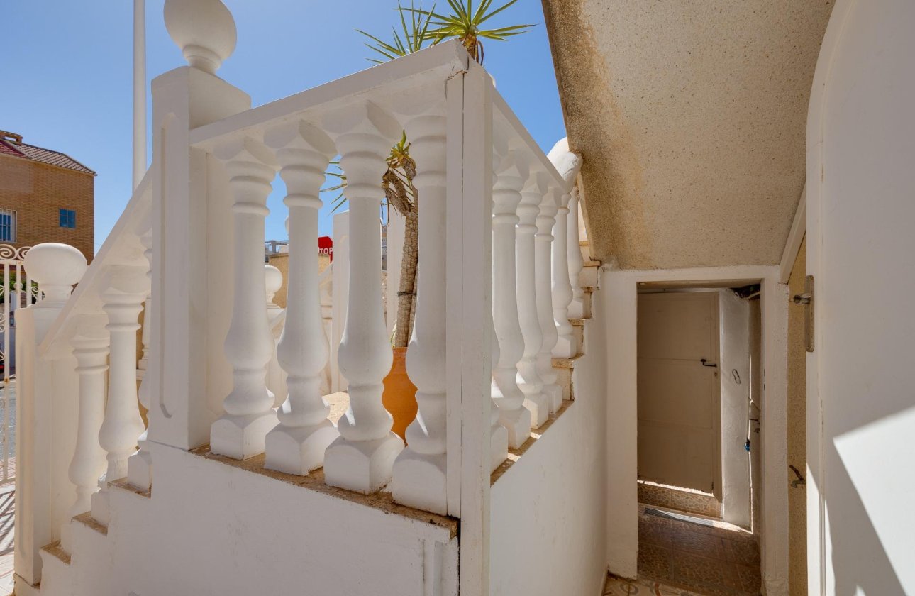 Resale - Bungalow -
Torrevieja - Los Frutales