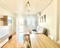 Resale - Bungalow -
Torrevieja - Playa de los Locos