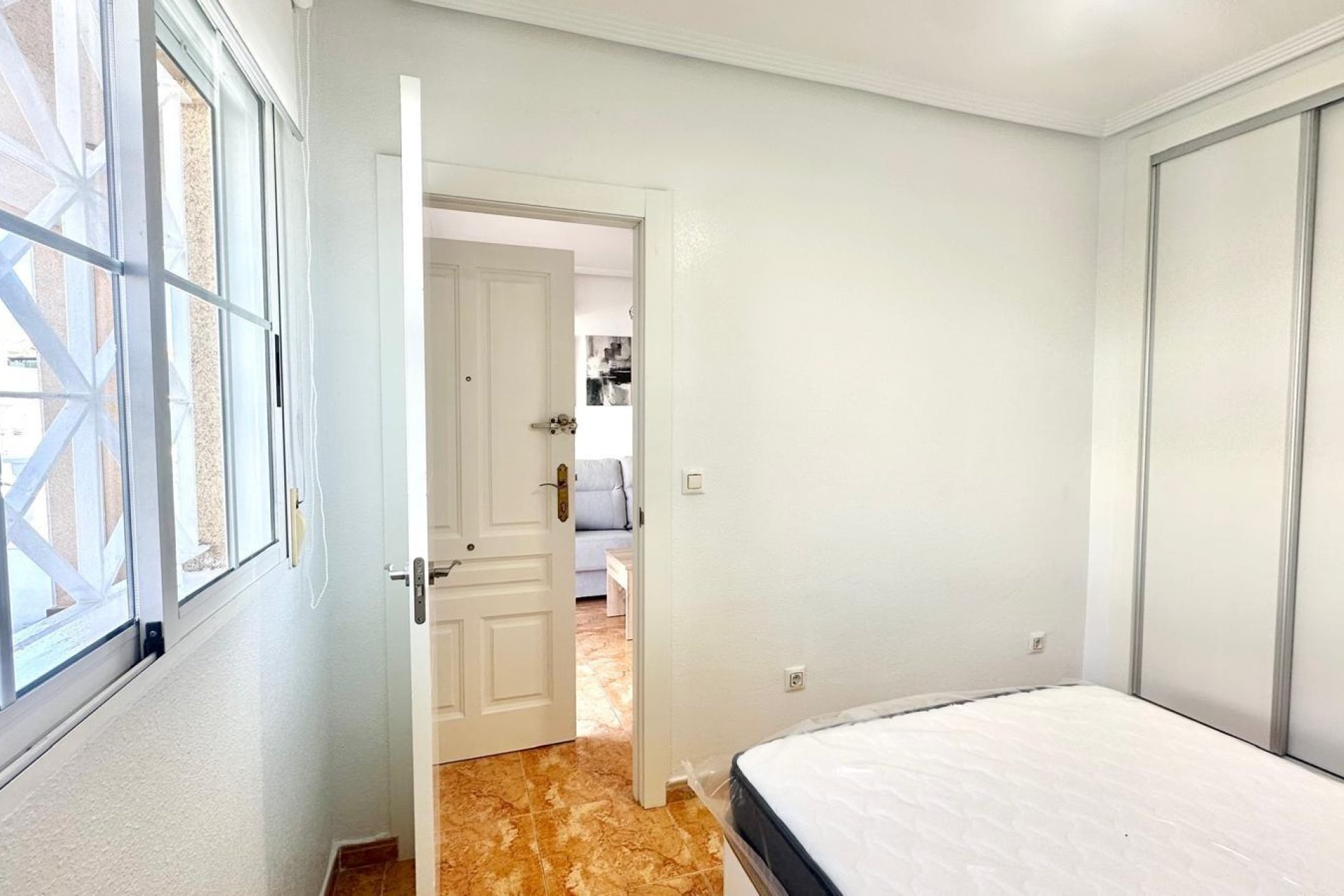 Resale - Bungalow -
Torrevieja - Playa de los Locos