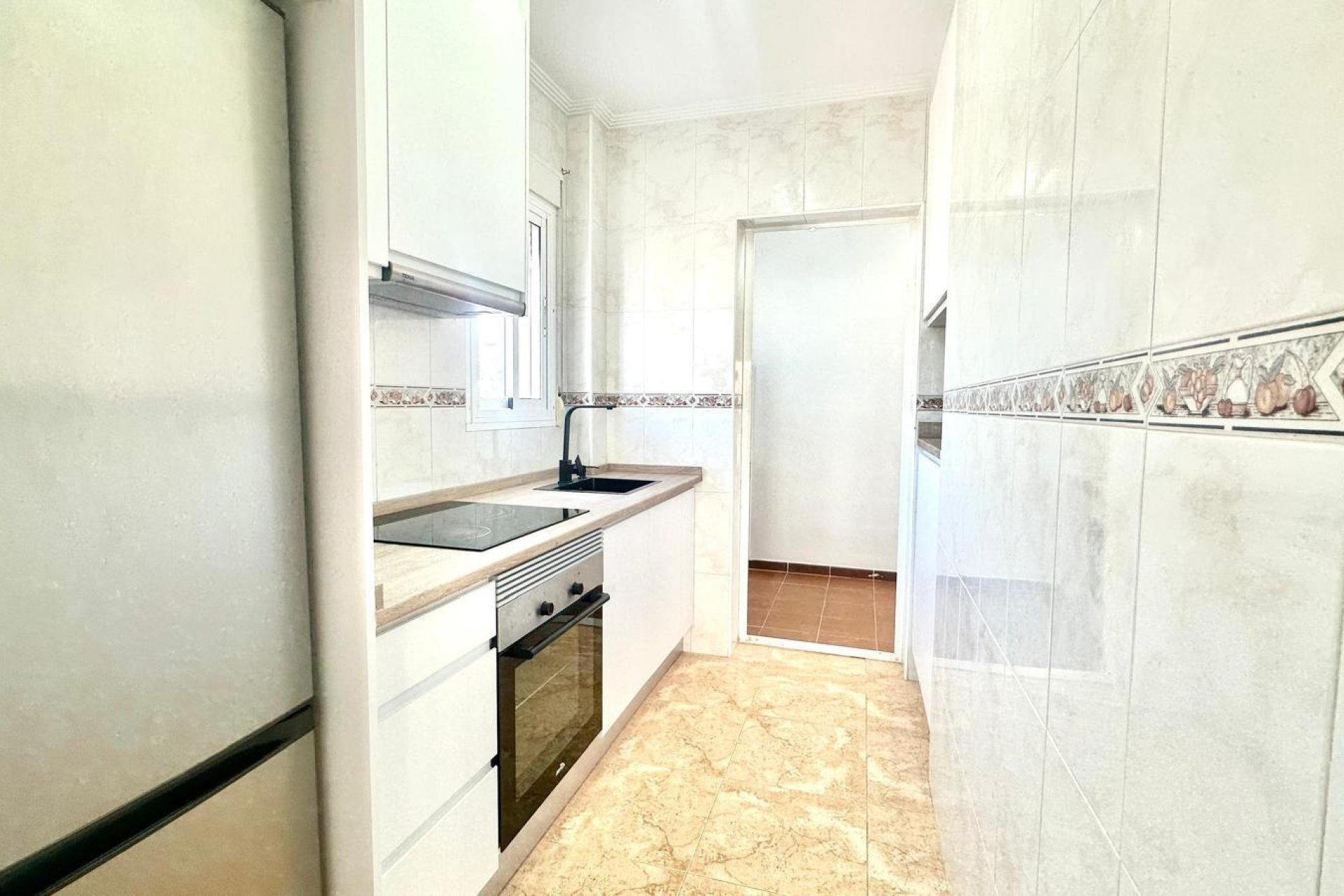 Resale - Bungalow -
Torrevieja - Playa de los Locos