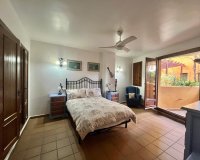 Resale - Bungalow -
Torrevieja - Punta Prima