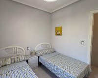 Resale - Bungalow -
Torrevieja - Punta Prima