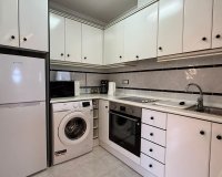 Resale - Bungalow -
Torrevieja - Punta Prima