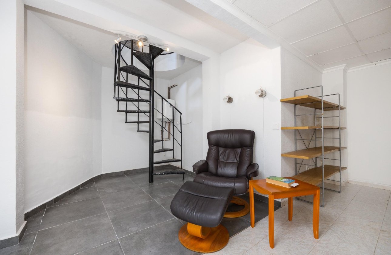 Resale - Bungalow -
Torrevieja - Torre La Mata