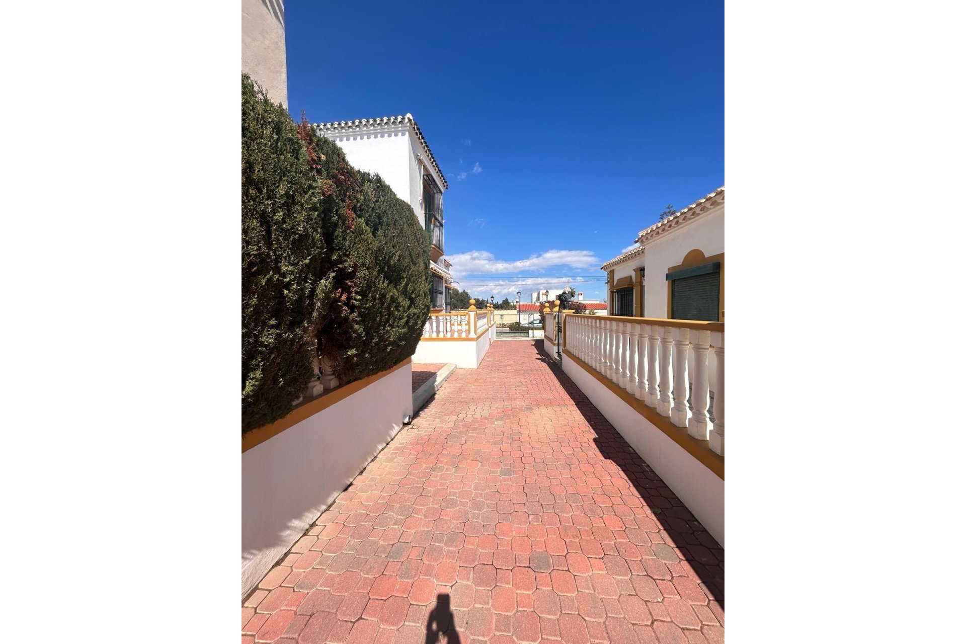 Resale - Bungalow -
Torrevieja - Torre La Mata