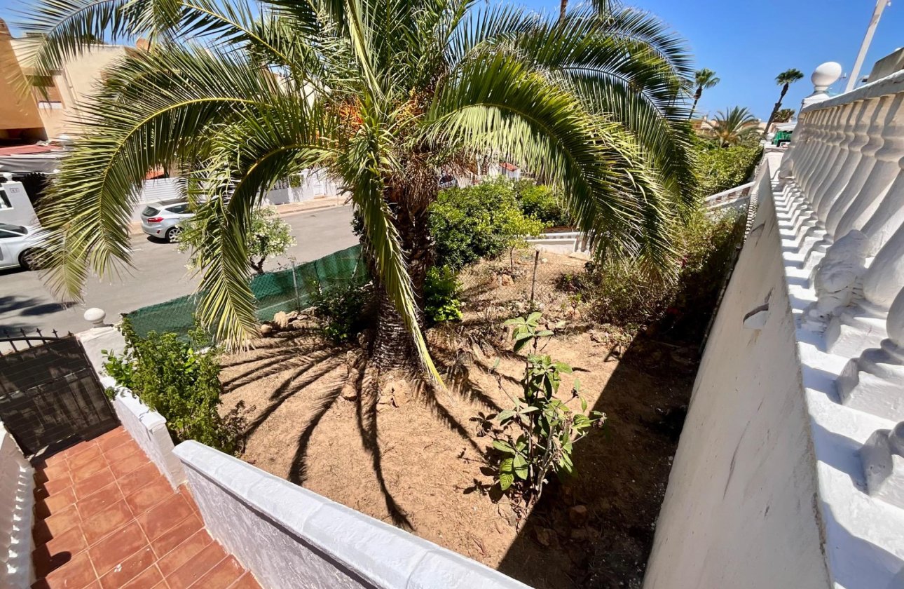 Resale - Bungalow -
Torrevieja - Torreblanca