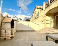 Resale - Bungalow -
Torrevieja - Torreblanca