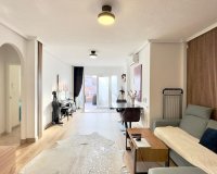 Resale - Bungalow -
Torrevieja - Torreblanca