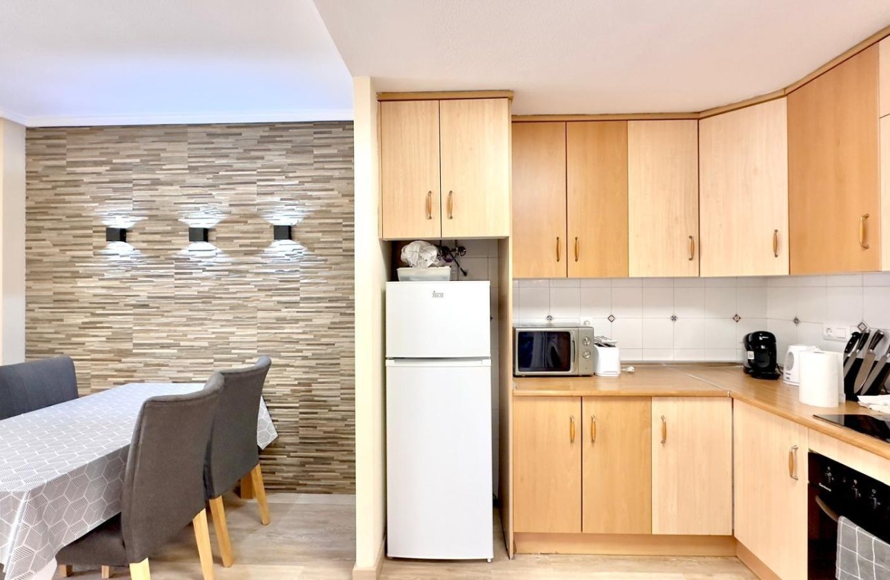 Resale - Bungalow -
Torrevieja - Torreblanca