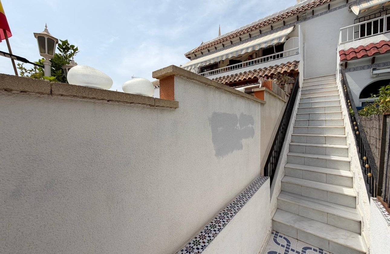 Resale - Bungalow -
Torrevieja - Torreblanca