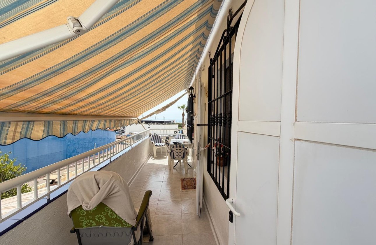 Resale - Bungalow -
Torrevieja - Torreblanca