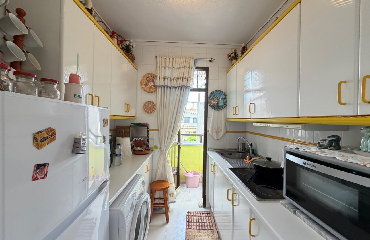 Resale - Bungalow -
Torrevieja - Torreblanca