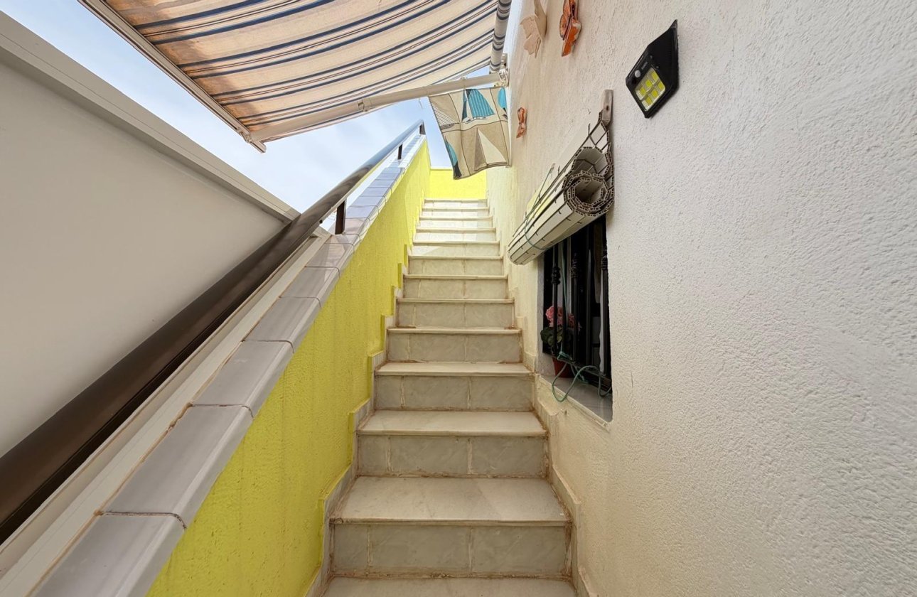 Resale - Bungalow -
Torrevieja - Torreblanca