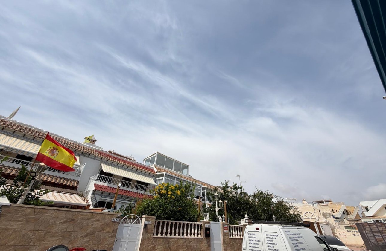 Resale - Bungalow -
Torrevieja - Torreblanca