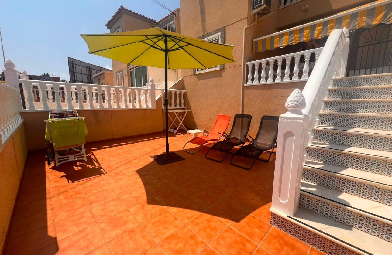 Resale - Bungalow -
Torrevieja - Torrejón