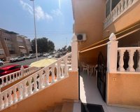 Resale - Bungalow -
Torrevieja - Torrejón