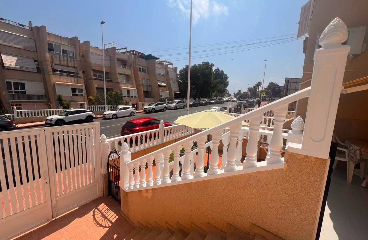 Resale - Bungalow -
Torrevieja - Torrejón