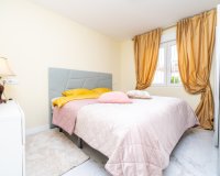 Resale - Bungalow -
Torrevieja - Torretas