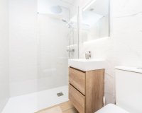 Resale - Bungalow -
Torrevieja - Torretas