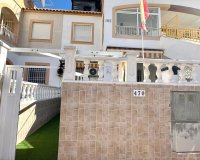Resale - Bungalow -
Torrevieja - Torretas