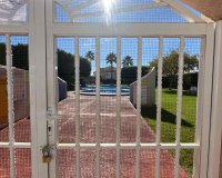 Resale - Bungalow -
Torrevieja - Torretas