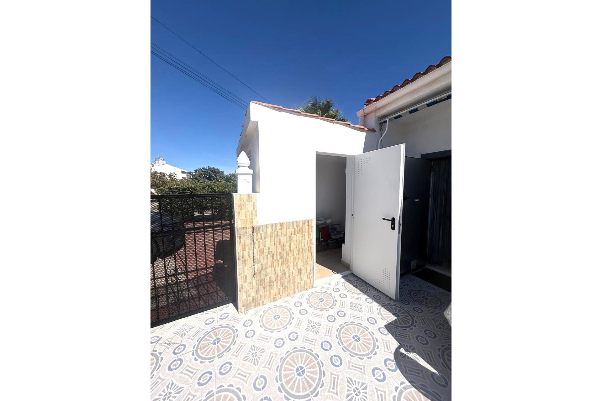 Resale - Bungalow -
Torrevieja - Torretas
