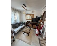 Resale - Bungalow -
Torrevieja - Zona Los Frutales