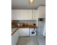 Resale - Bungalow -
Torrevieja - Zona Los Frutales