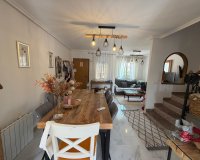 Resale - Bungalow -
Torrevieja - Zona Los Frutales