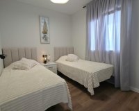 Resale - Bungalow -
Torrevieja - Zona Los Frutales