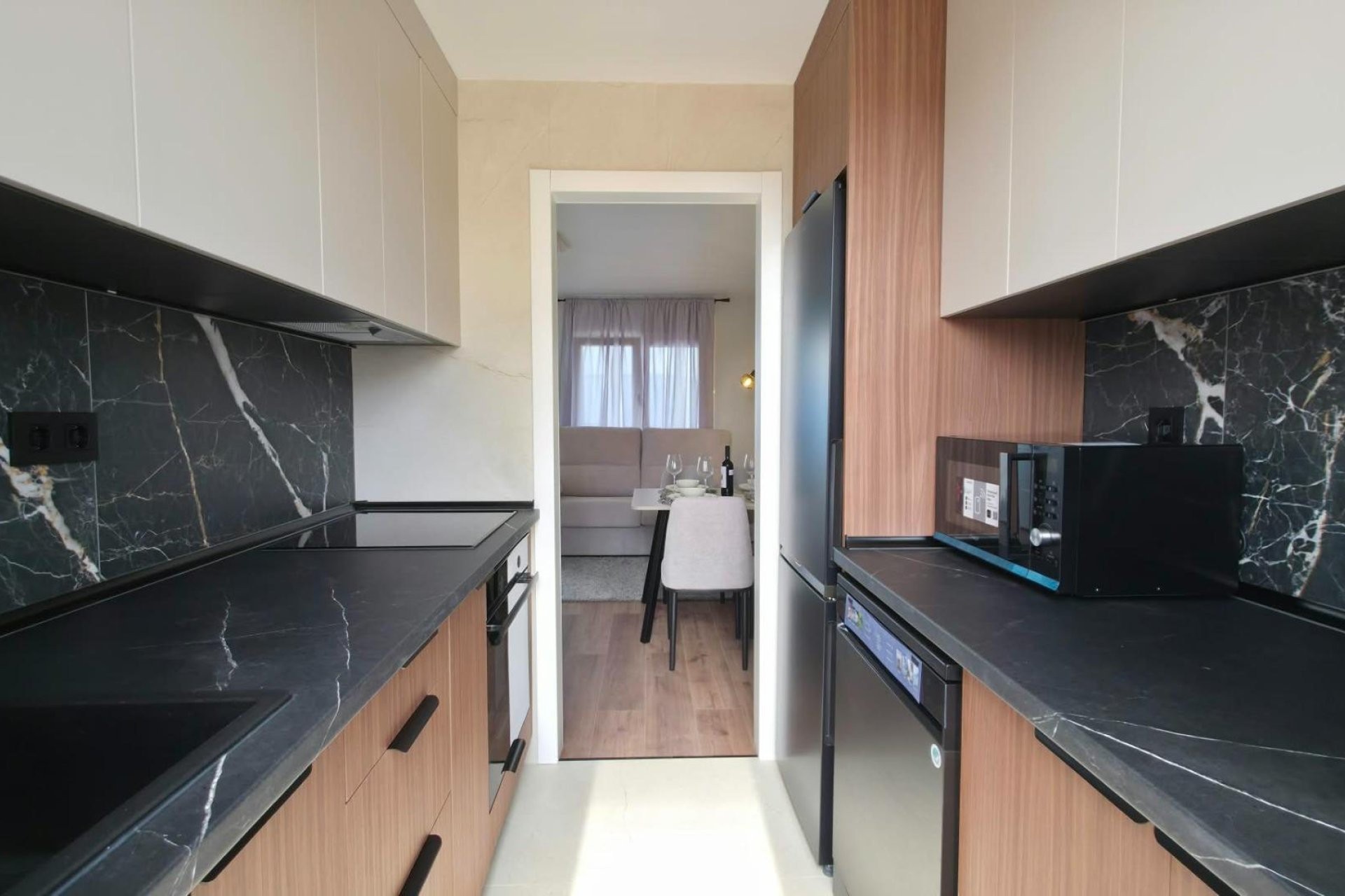 Resale - Bungalow -
Torrevieja - Zona Los Frutales