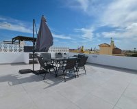Resale - Bungalow -
Torrevieja - Zona Los Frutales