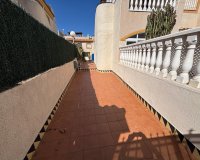 Resale - Bungalow -
Torrevieja