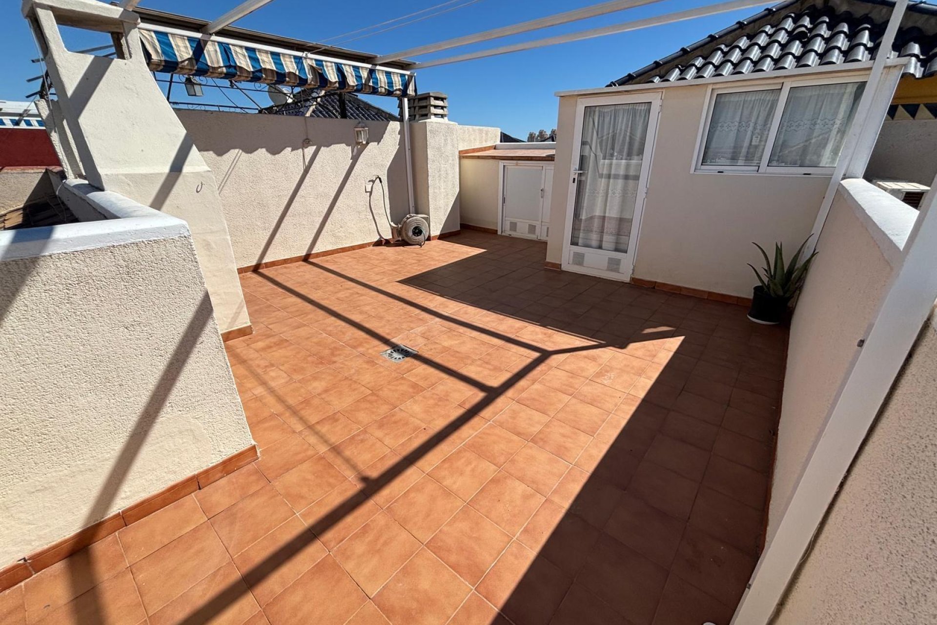 Resale - Bungalow -
Torrevieja