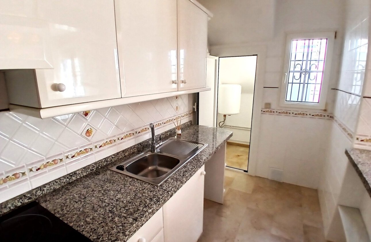 Resale - Bungalow -
Villamartin - Costa Blanca
