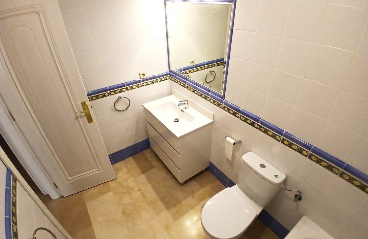 Resale - Bungalow -
Villamartin - Costa Blanca
