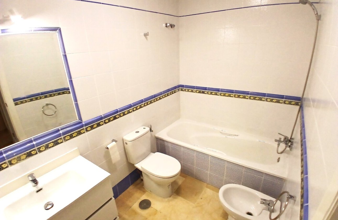 Resale - Bungalow -
Villamartin - Costa Blanca