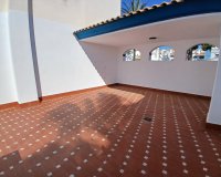 Resale - Bungalow -
Villamartin - Costa Blanca