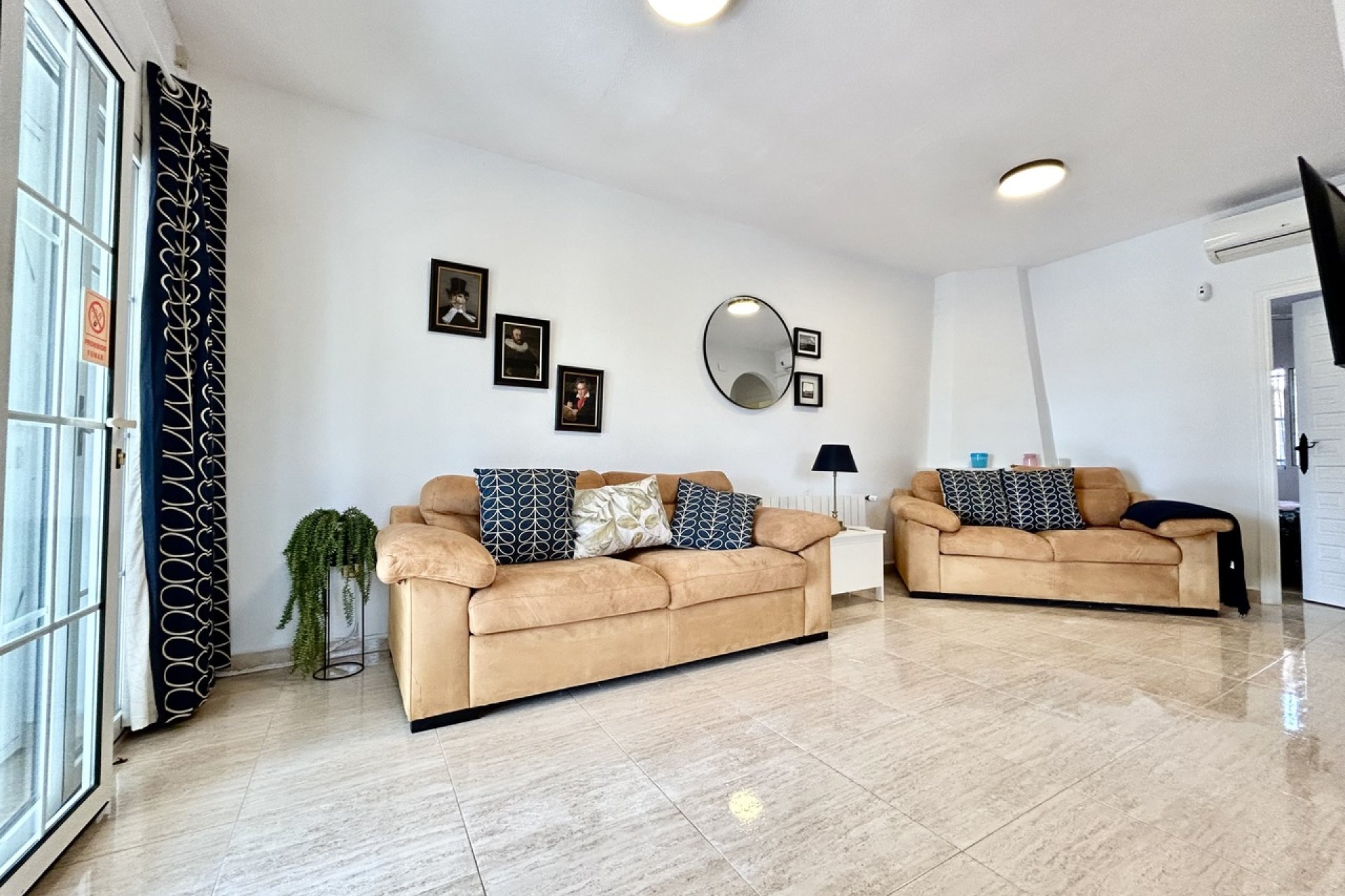 Resale - Bungalow -
Villamartin - Costa Blanca
