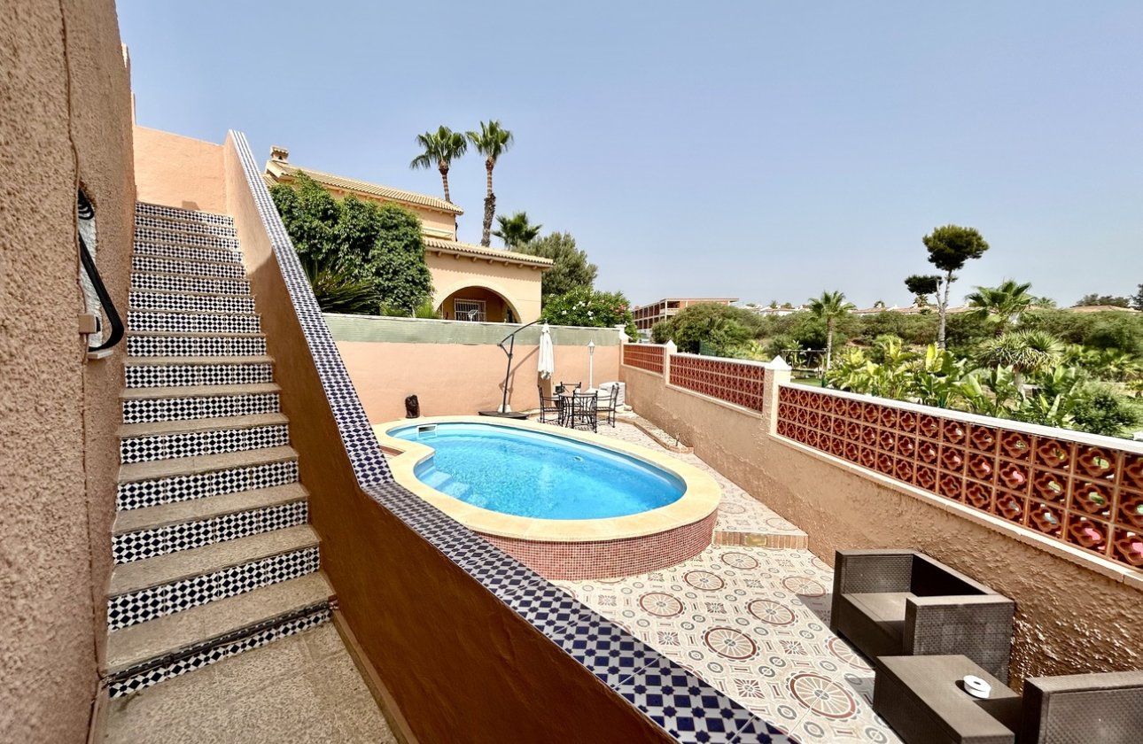 Resale - Bungalow -
Villamartin - Costa Blanca