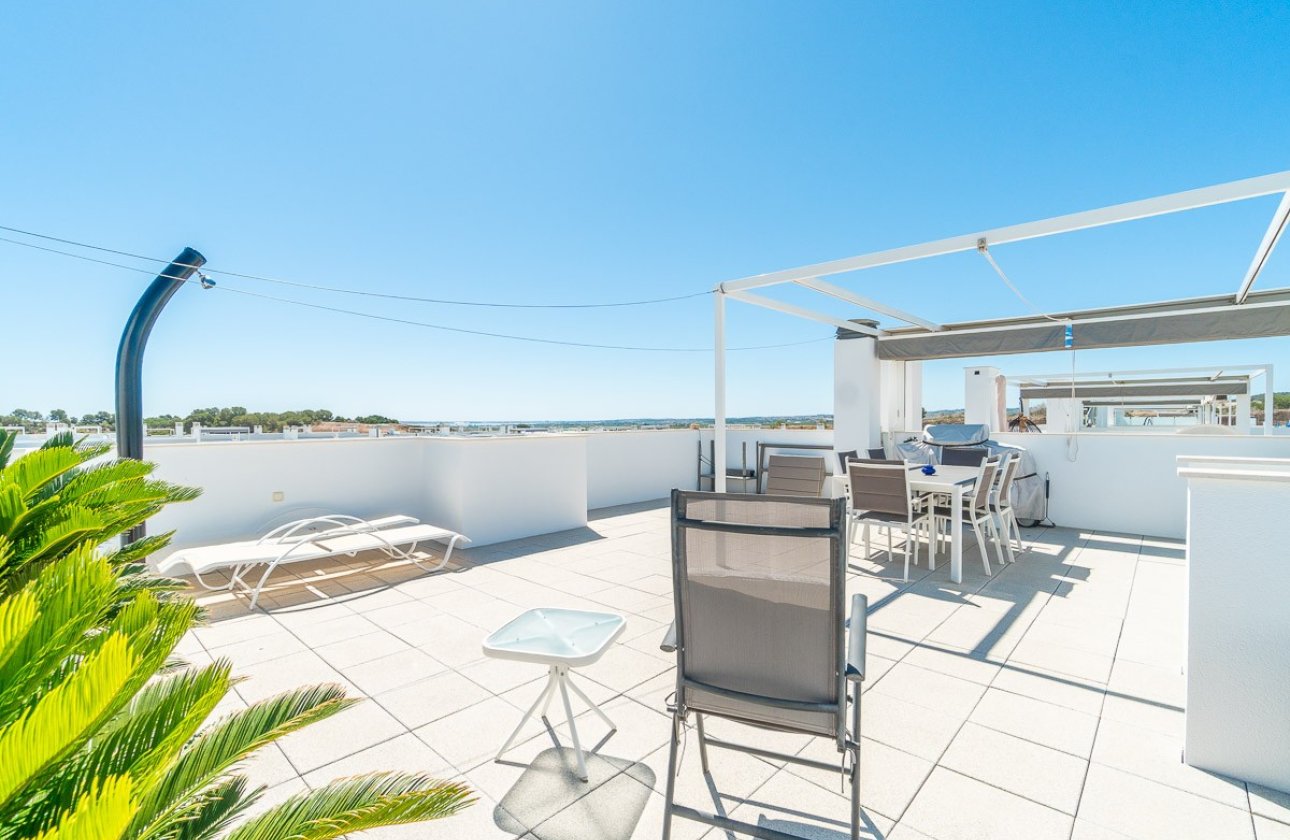 Resale - Bungalow -
Vistabella Golf Entre Naranjos - Inland