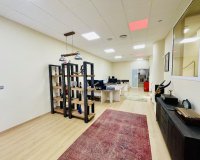 Resale - Commercial -
Torrevieja - Centro