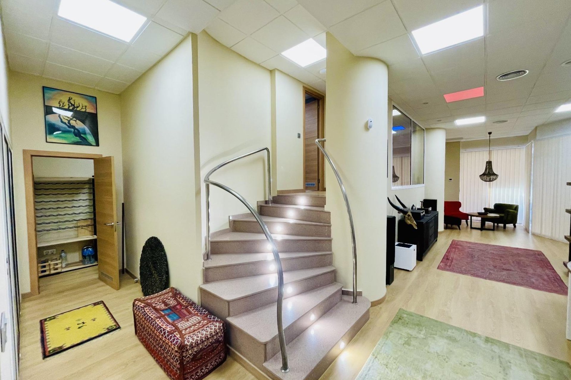 Resale - Commercial -
Torrevieja - Centro